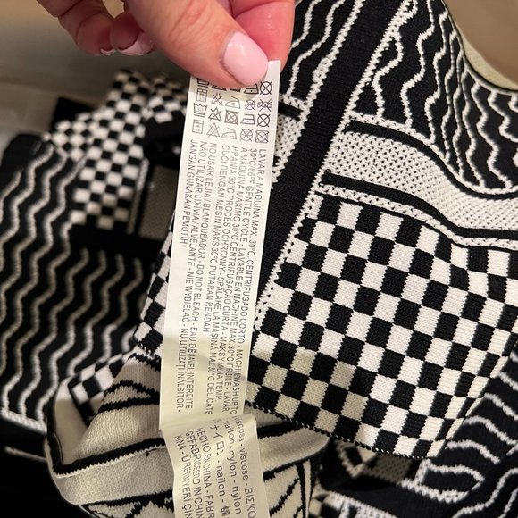 ZARA WOMENS SIZE M SHORT SLEEVE DRESS BLACK / WHITE BNWT (22-093) - Picture 14 of 15